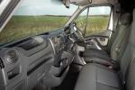Renault Master Z.E. L2H2 2018 года (UK)